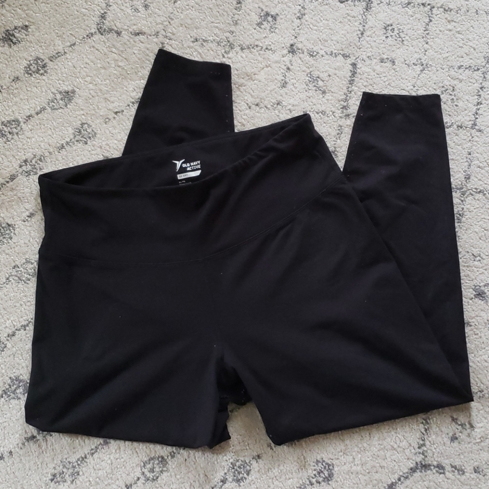 Old Navy Compression Leggings 7/8 length Black